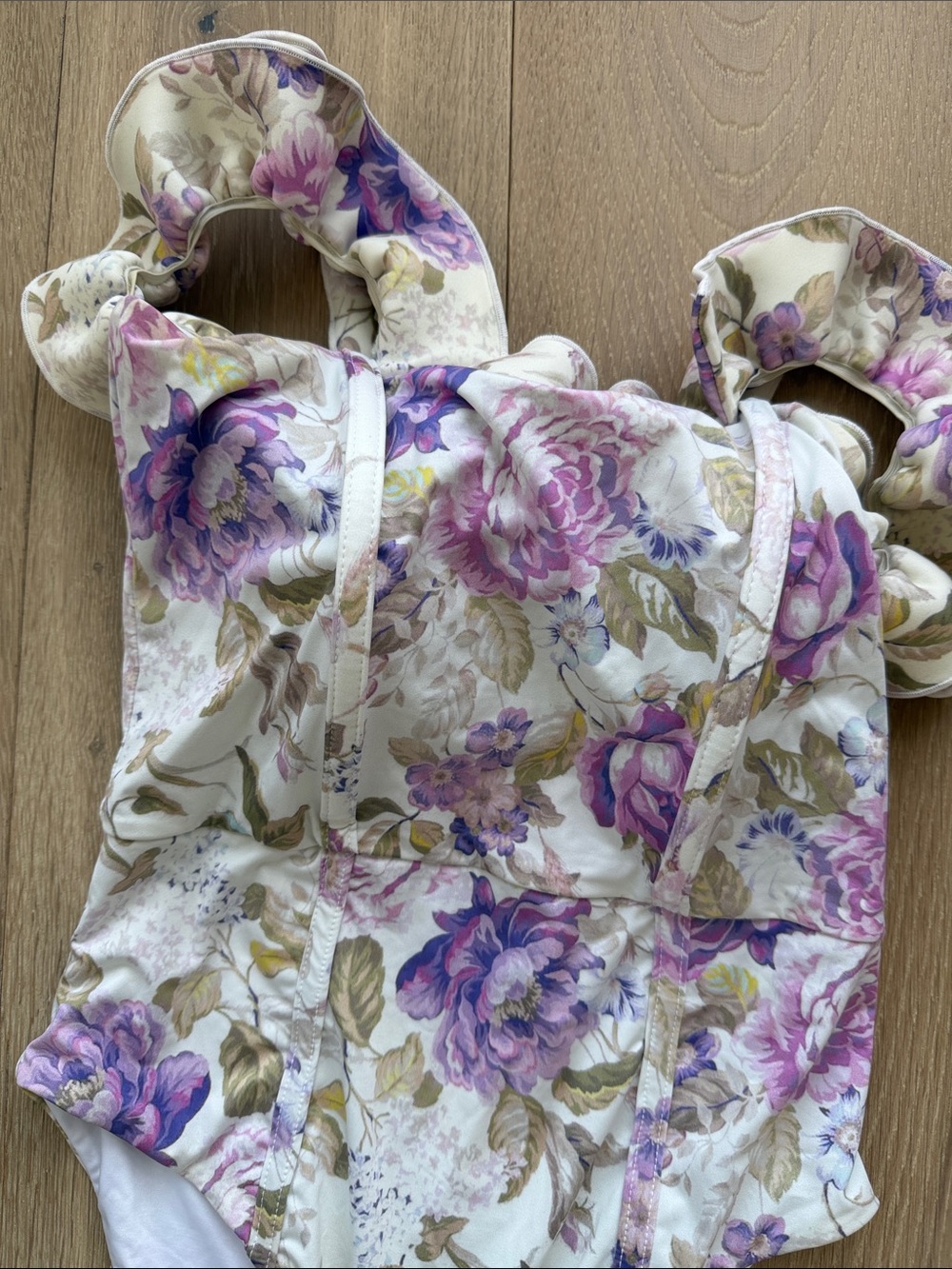 Beach Riot floral one piece - Picture 4 of 6